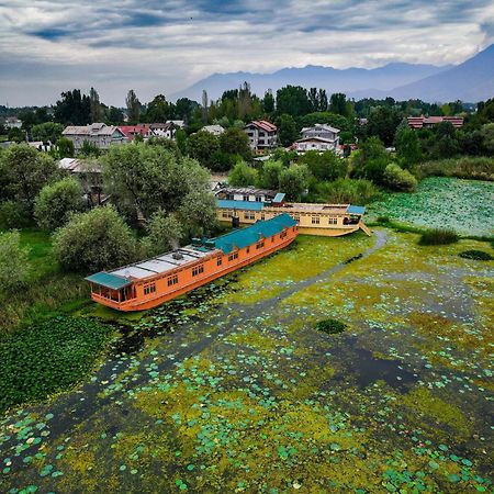 Hotel Kings Houseboats Srīnagar Exterior foto